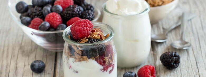 Joghurt - das perfekte Frühstück Joghurt mit Früchten