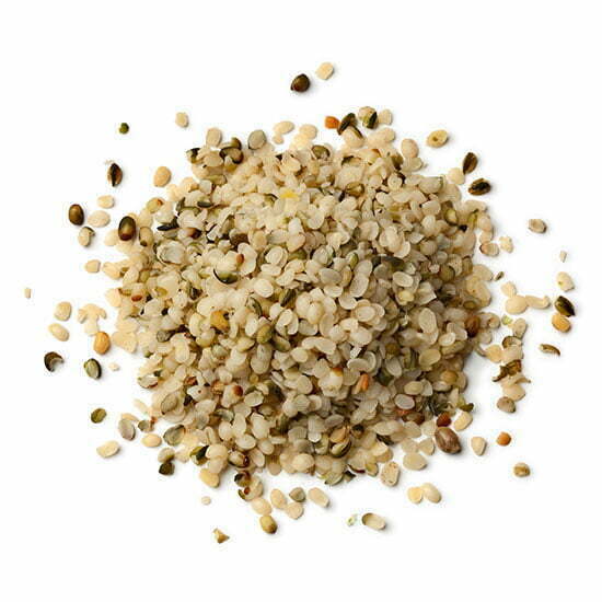Hanfprotein wird aus Hanfsamen hergestellt Hanfsamen